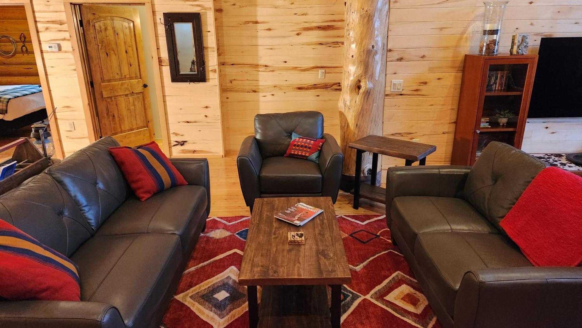 Beargrass Lodging & Rv Resort Hungry Horse Екстериор снимка