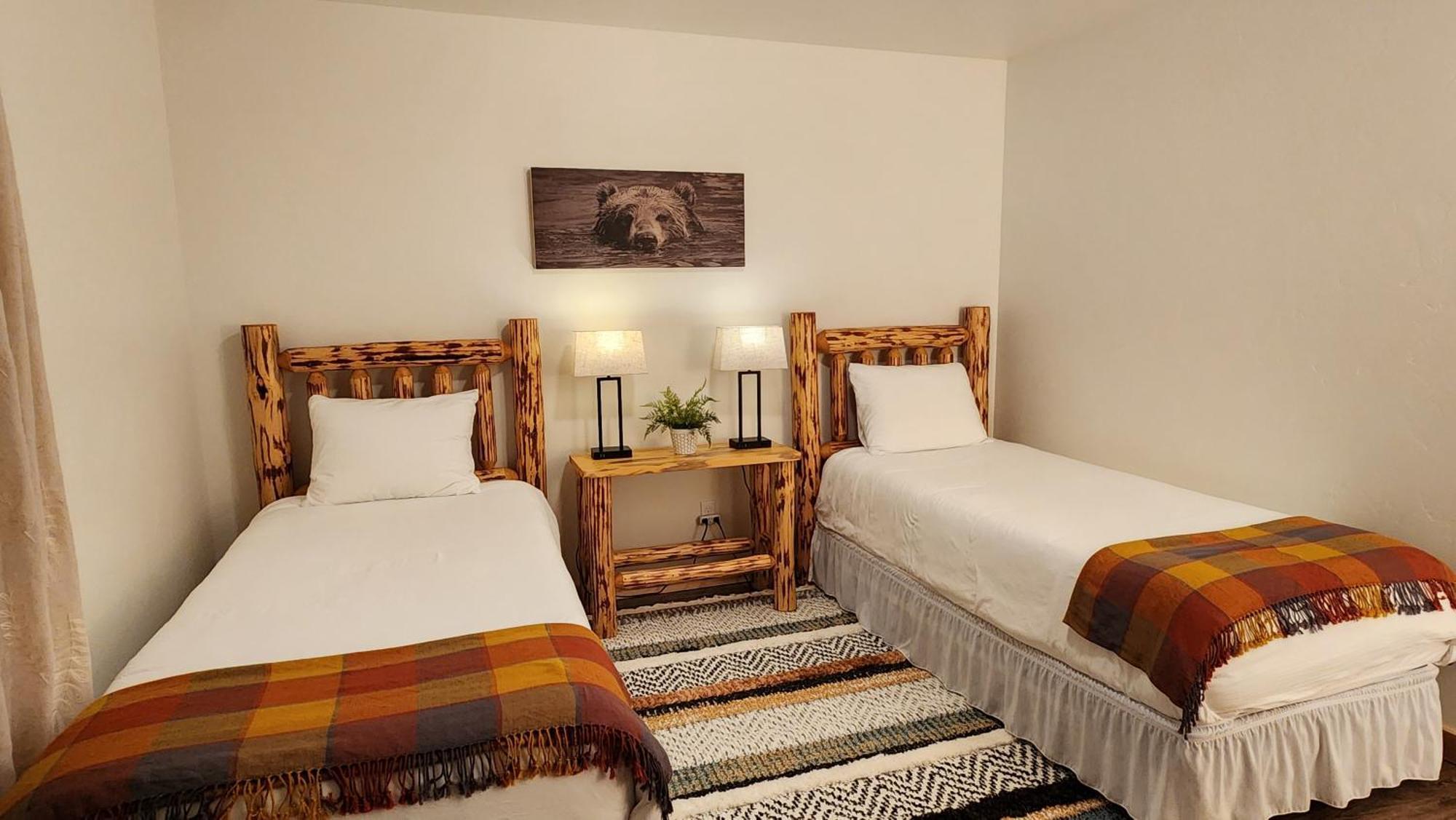 Beargrass Lodging & Rv Resort Hungry Horse Екстериор снимка